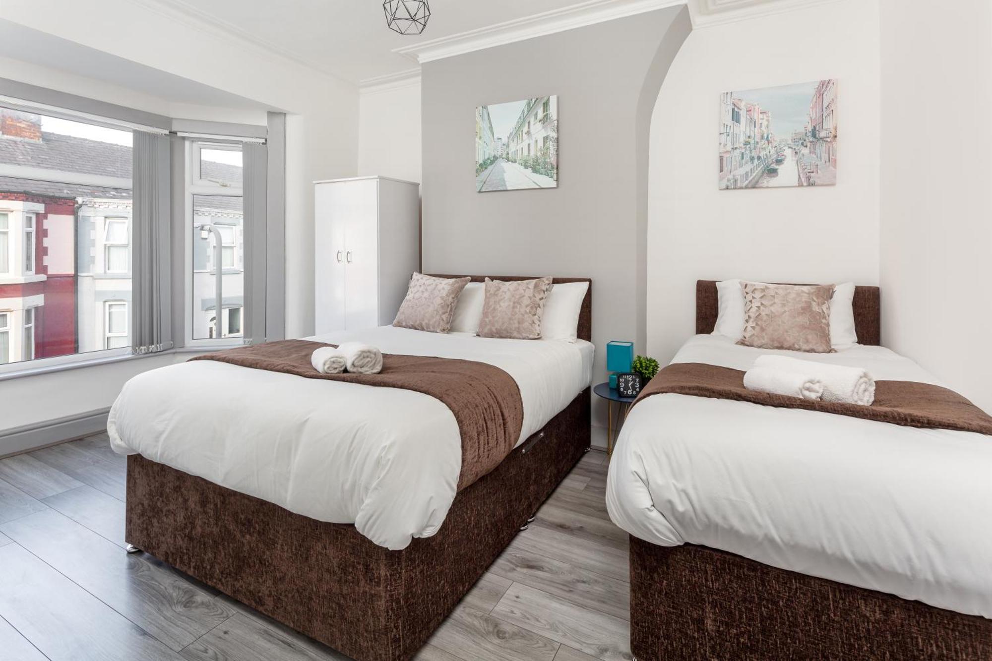 Fairburn House - Air Host & Holiday home *